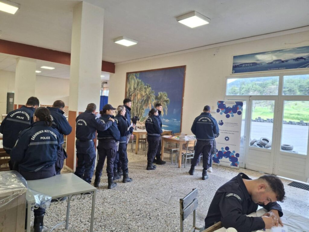 Στη σχολή αστυφυλάκων Τρίπολης βρέθηκαν εκπρόσωποι του Συλλόγου ’’ΟΡΑΜΑ ΕΛΠΙΔΑΣ’’